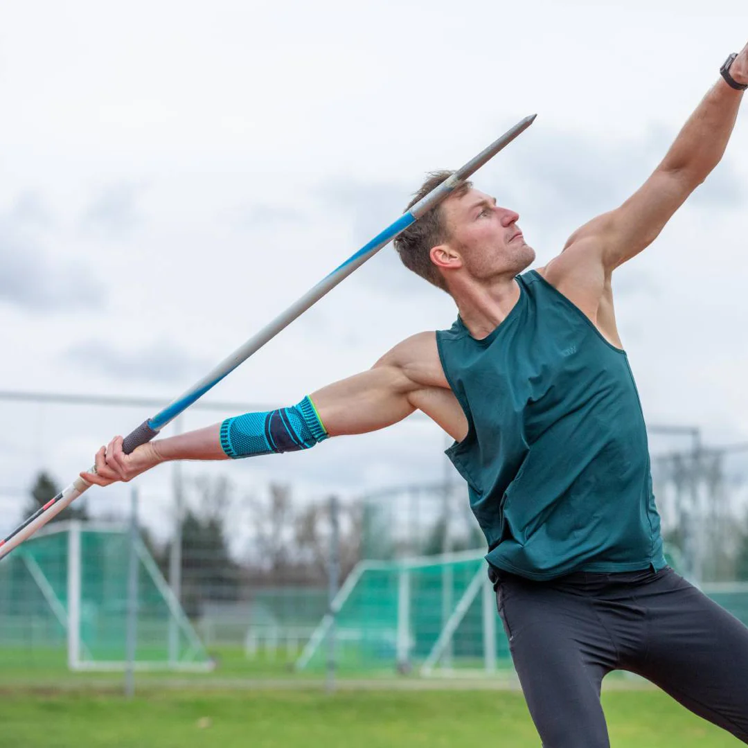 国足巧胜澳大利亚，豪取5-1胜利，晋级希望更加稳固.